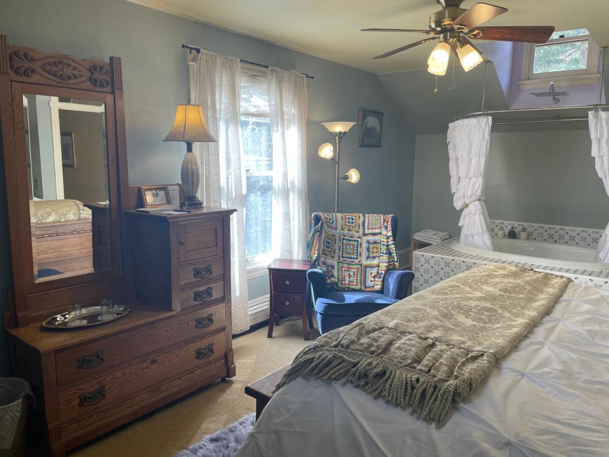 Rose Street Bed & Breakfast จอร์จทาวน์ ภายนอก รูปภาพ